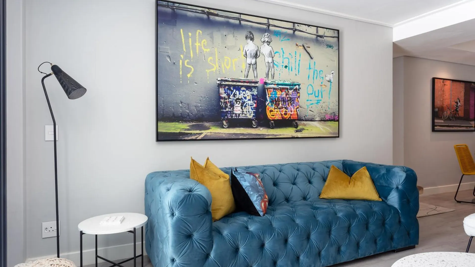 Trendy 2 Bedroom Apartment In Greenpoint, Cape Town.